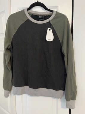 Prana Two-Tone Raglan Sweatshirt in Olive Green & Charcoal
